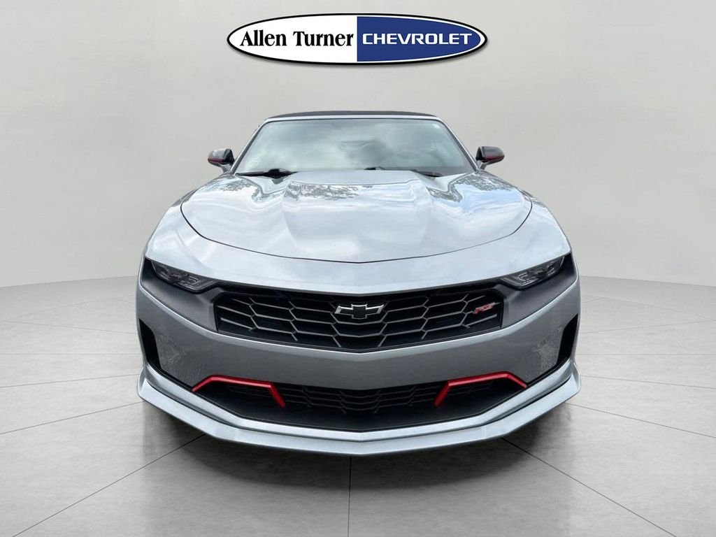 Used 2023 Gray Chevrolet 2LT image 2