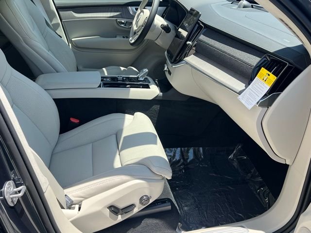 2025 Volvo XC90 Ultra - Photo 30