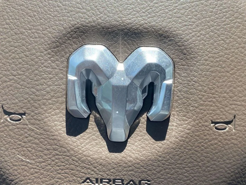 New 2026 Serrano-Green Metallic Exterior Paint RAM Laramie image 28