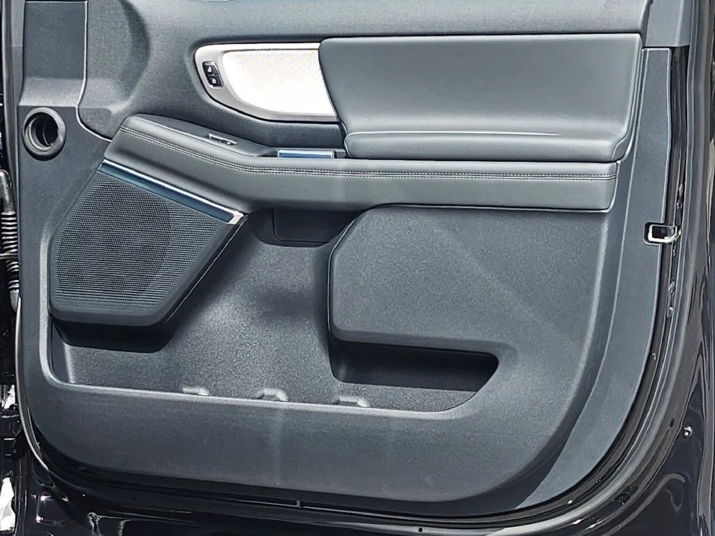 New 2027 Black Ford Active image 38