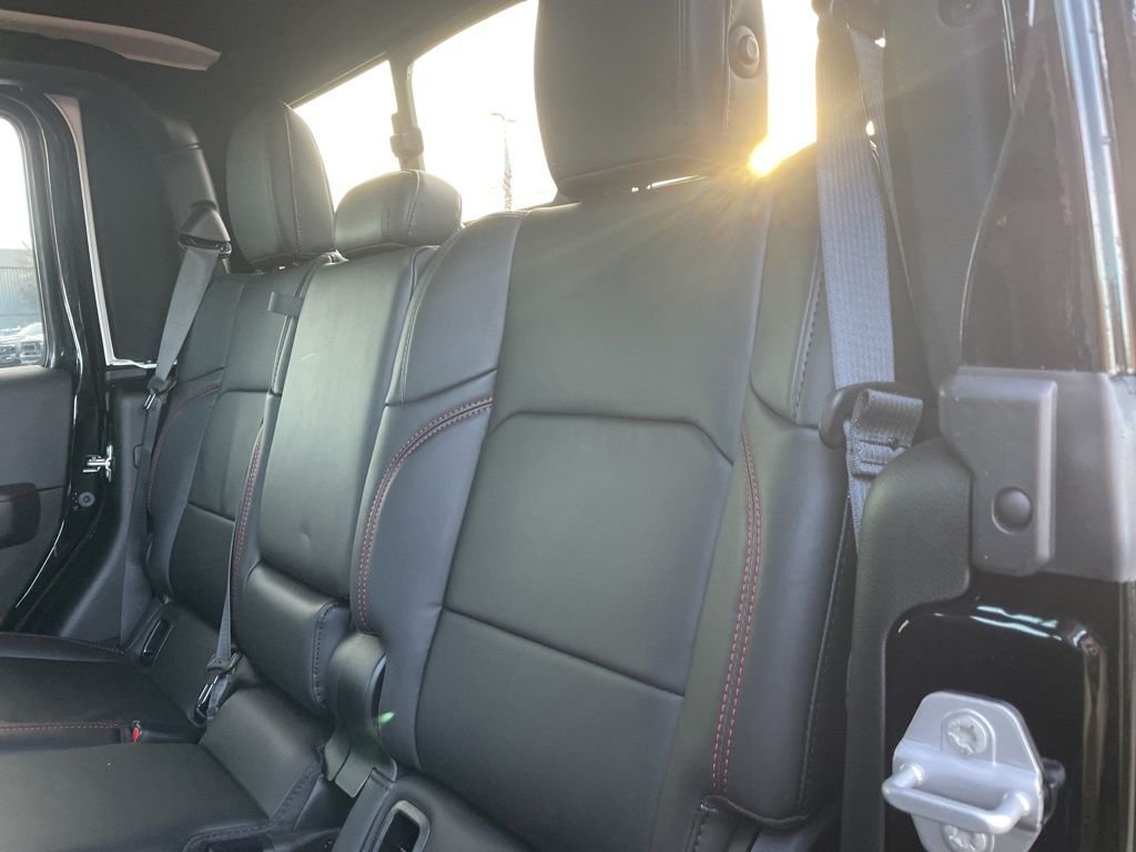 New 2026 Black Clear-Coat Exterior Paint Jeep Rubicon X image 30