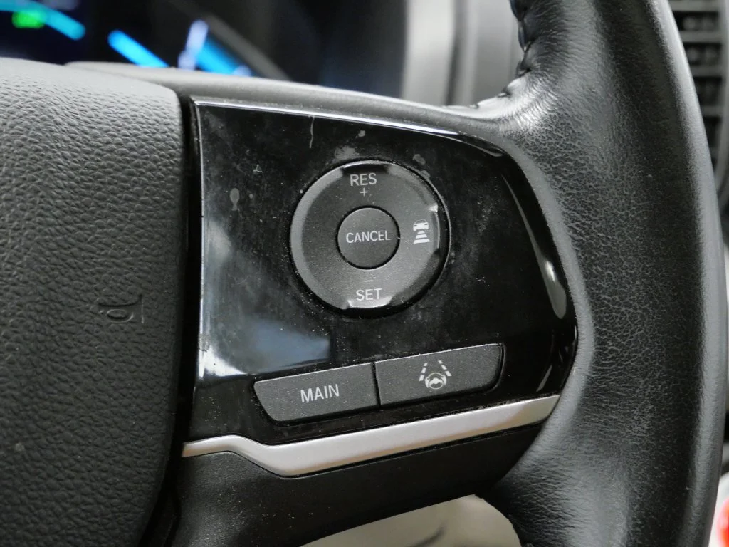 Used 2018 Gray Honda EX-L image 21