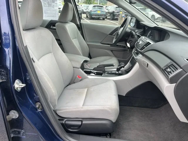 Used 2015 Still Night Pearl Honda LX image 10