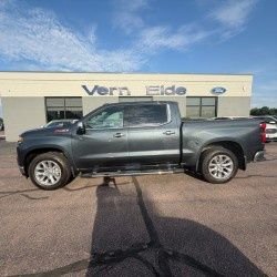 Used 2021 Gray Chevrolet LTZ image 1