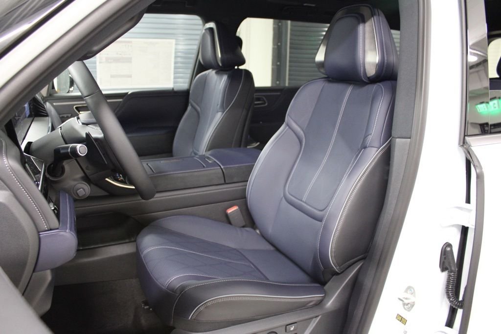 Used 2026 White INFINITI SPORT image 5