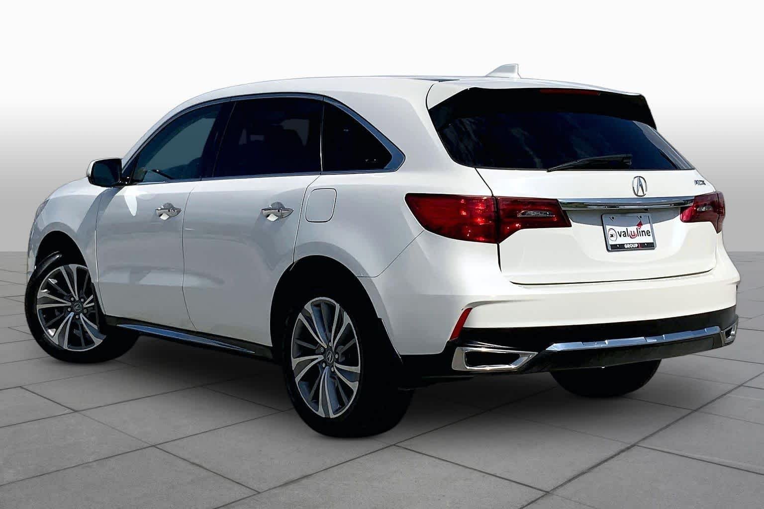 Used 2017 White Diamond Pearl Acura w/Technology Pkg image 12