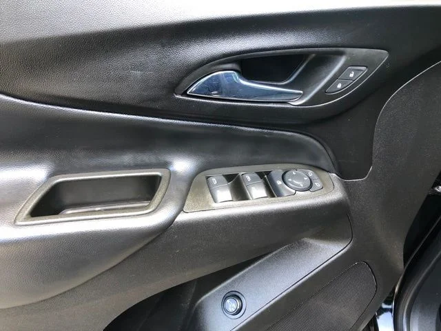 Used 2023 Mosaic Black Metallic Chevrolet LT image 21