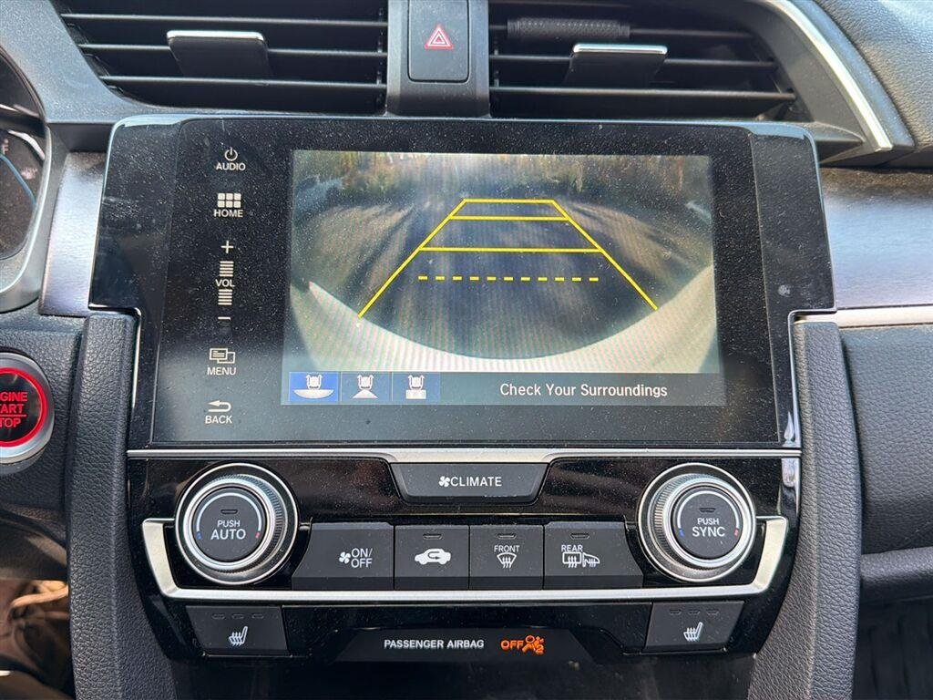 Used 2016 Wh Honda  image 18