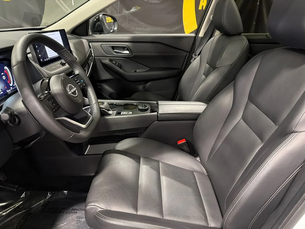2024 Nissan Rogue SL - Photo 11
