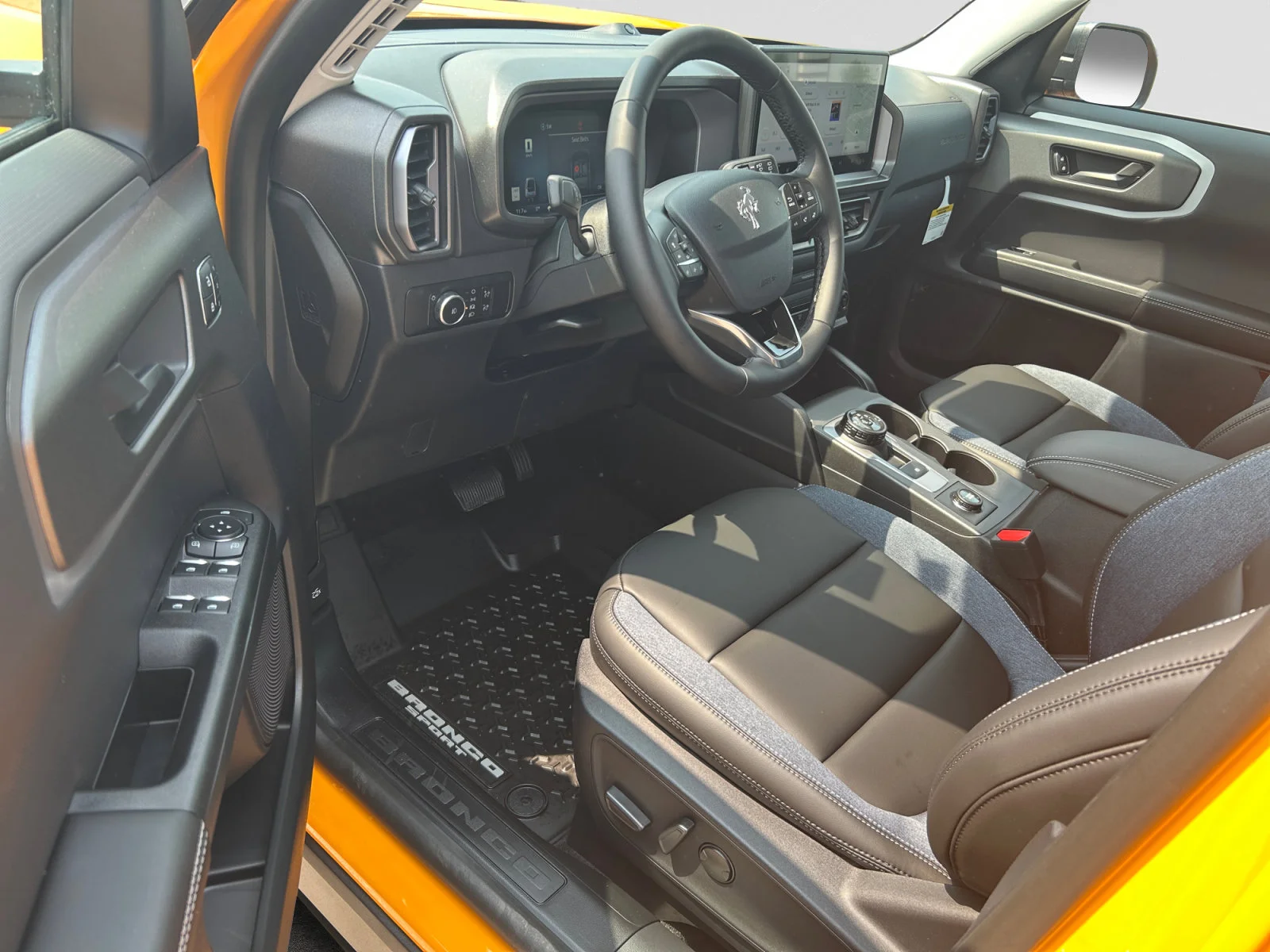 New 2026 Orange Fury Metallic Tri-Coat Ford Outer Banks image 12