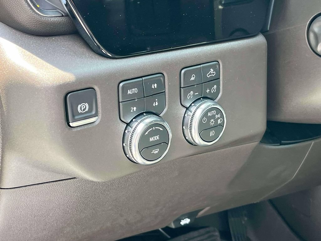 2026 GMC Sierra 1500 SLT - Photo 24