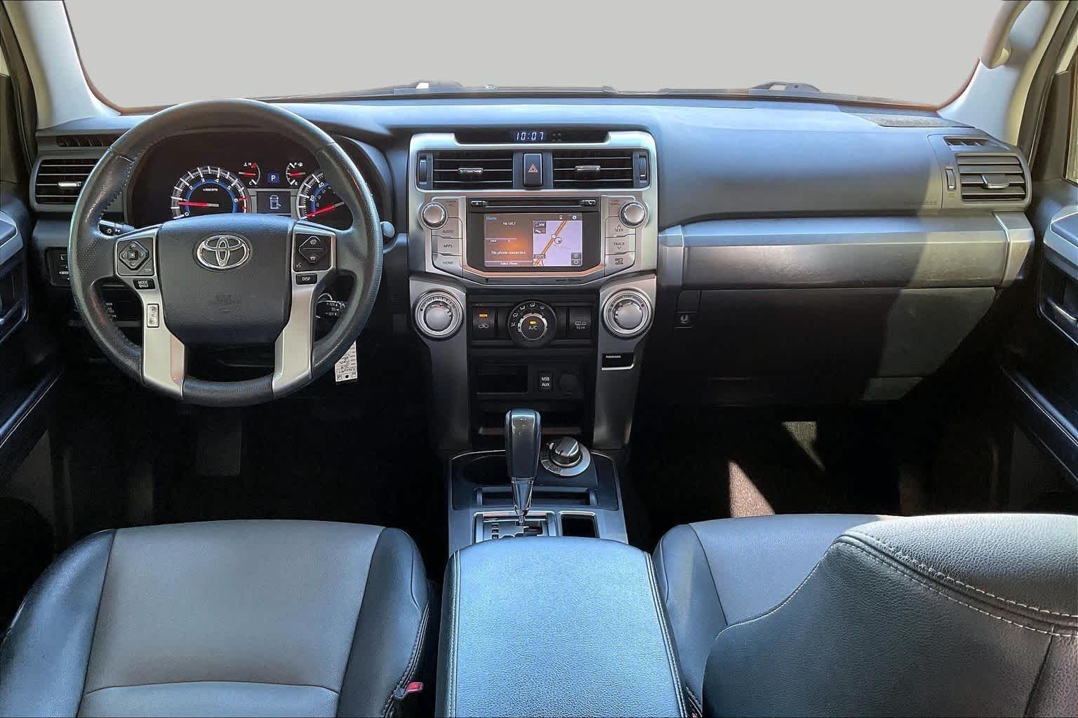 Used 2019 Super White Toyota SR5 image 15