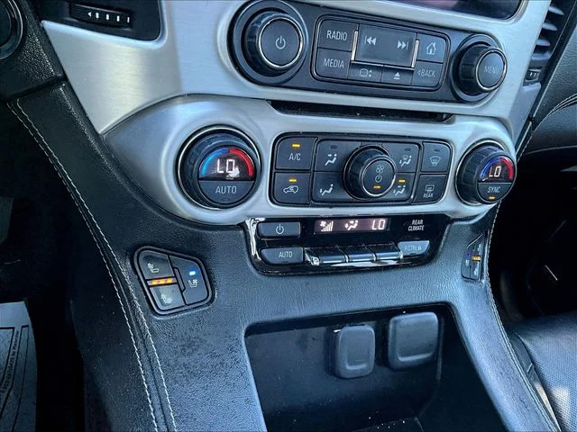 Used 2019 White GMC SLT image 9