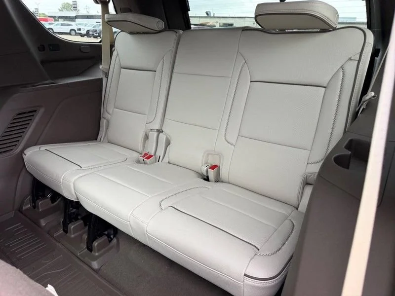 2026 GMC Yukon Denali - Photo 8