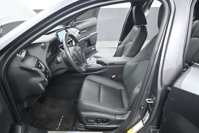Used 2024 Obsidian Lexus 250h F SPORT Design image 12