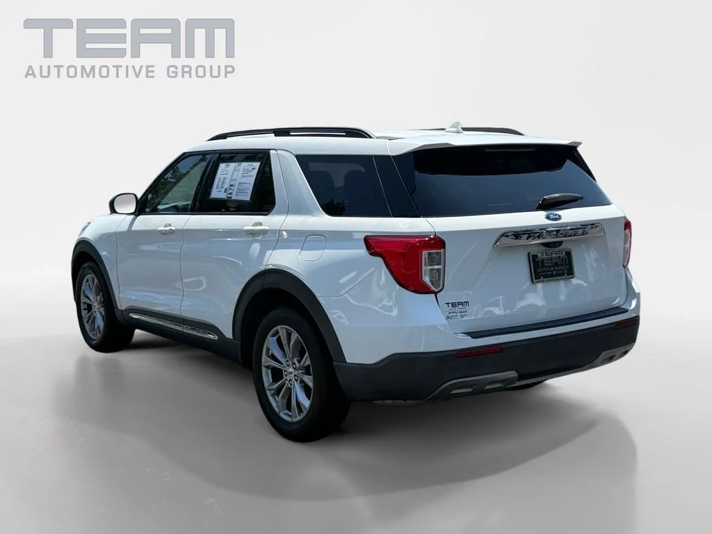 Used 2021 White Ford XLT image 5