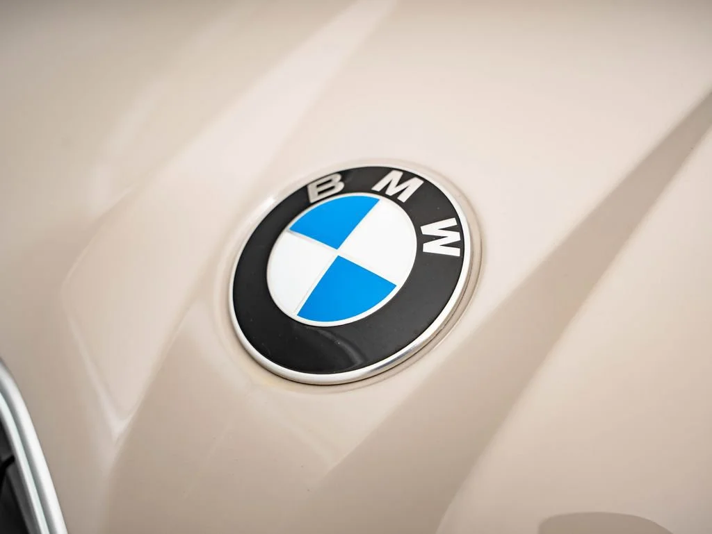 New 2026 Dune Grey Metallic BMW 30 xDrive image 3
