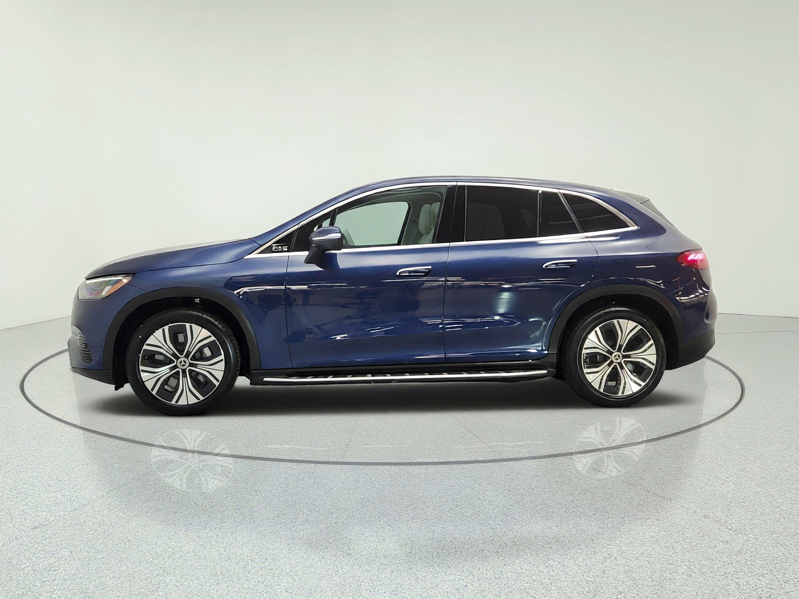 Certified Used 2023 Twilight Blue Metallic Mercedes-Benz EQE 350 4MATIC® SUV image 8