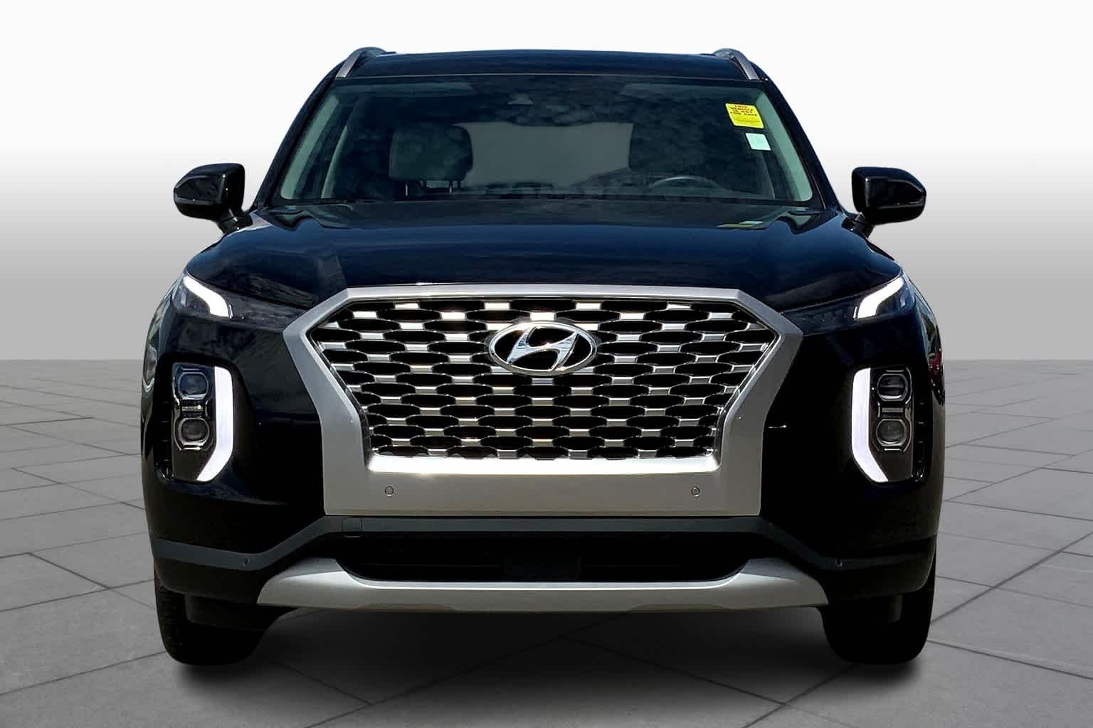 Used 2022 Abyss Black Pearl Hyundai SEL image 4