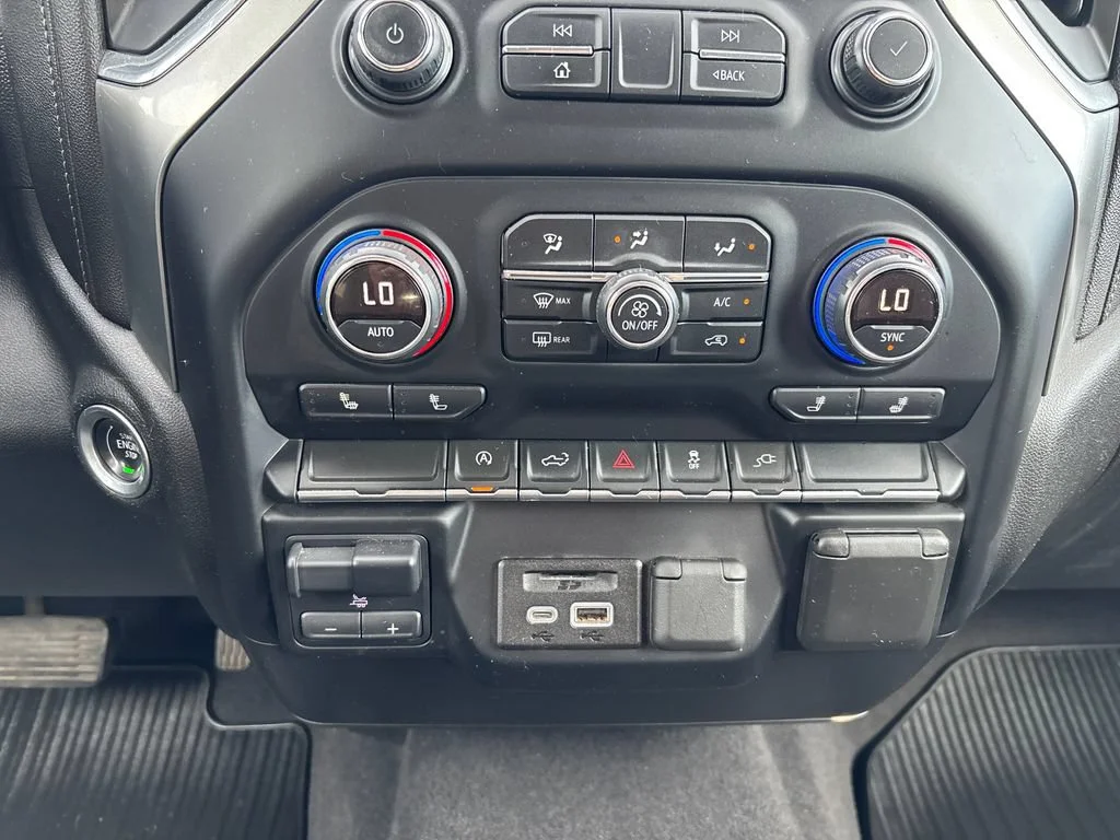 2019 Chevrolet Silverado 1500 LT - Photo 17
