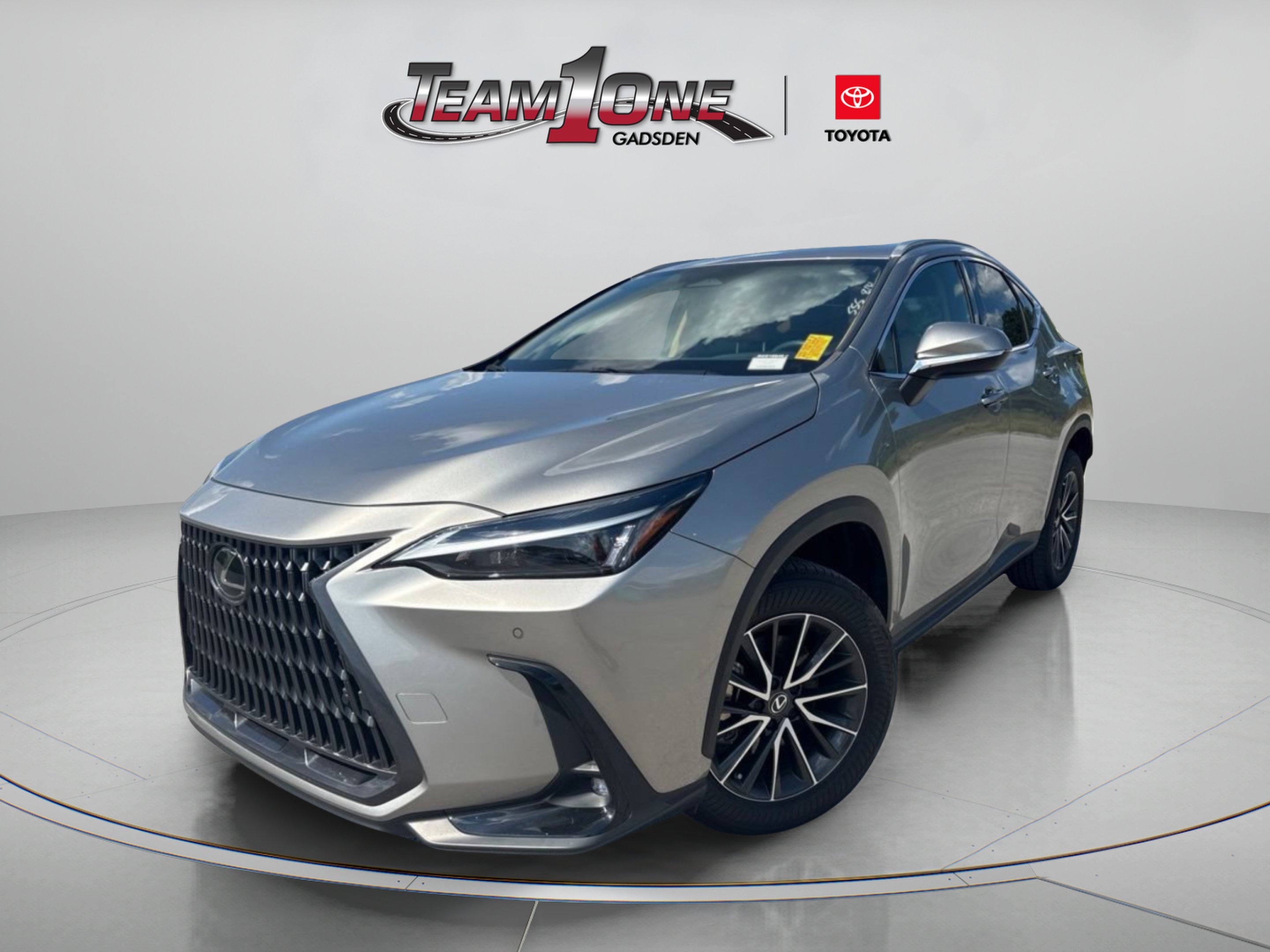 Used 2024 Atomic Silver Lexus NX 250 Premium image 3