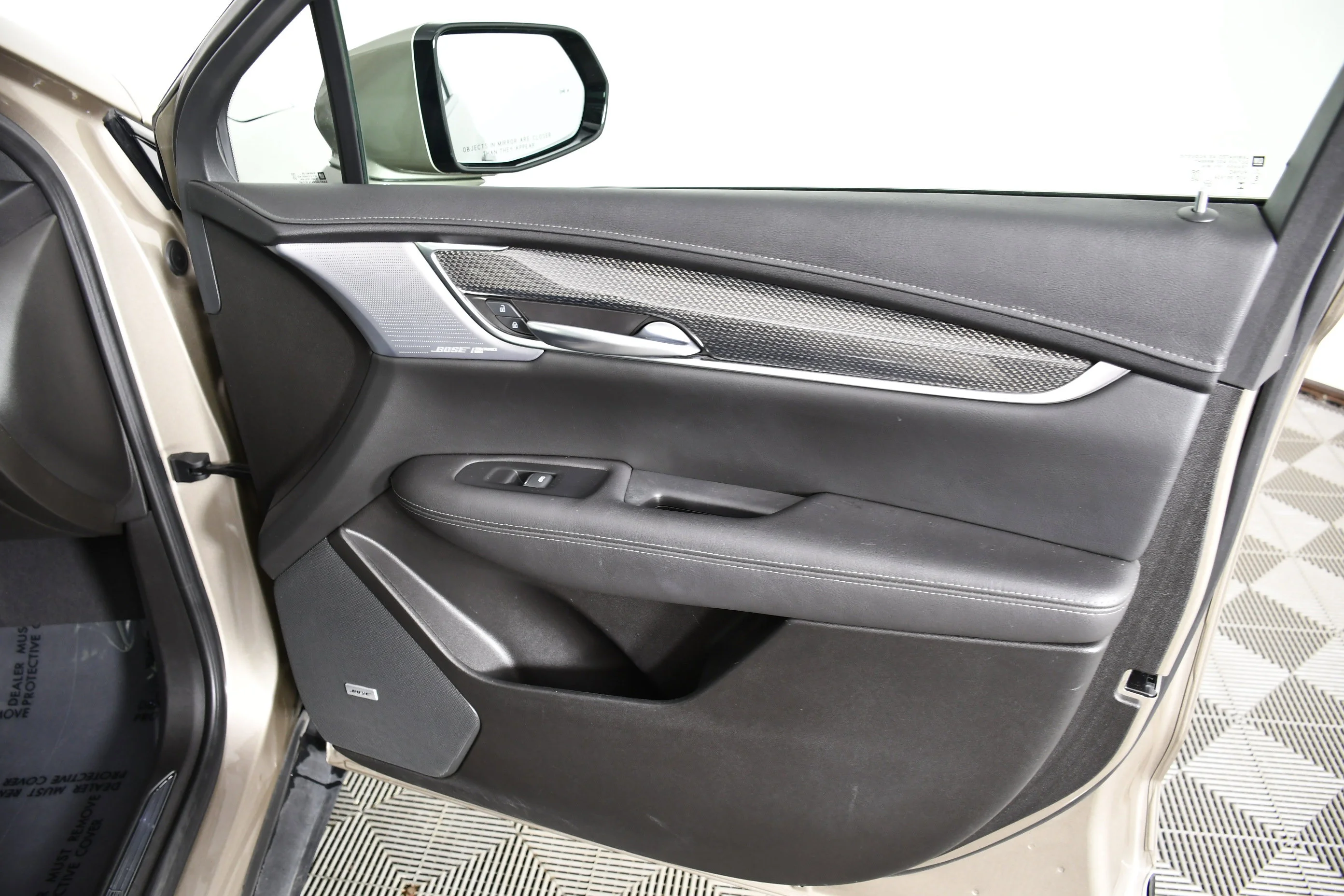 Used 2023 Latte Ea Cadillac AWD Sport image 43