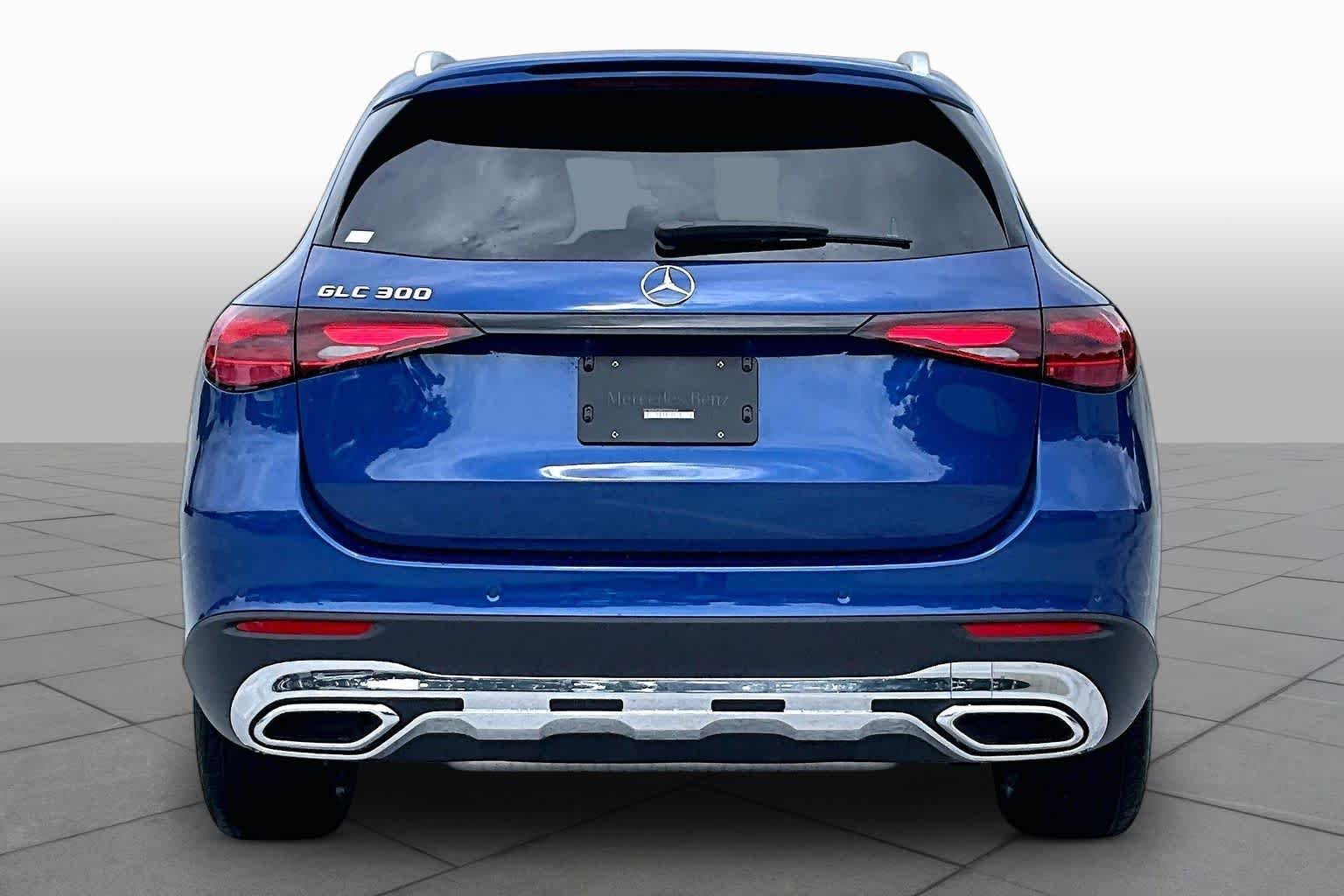 Used 2026 Starling Blue Metallic Mercedes-Benz GLC 300 image 5
