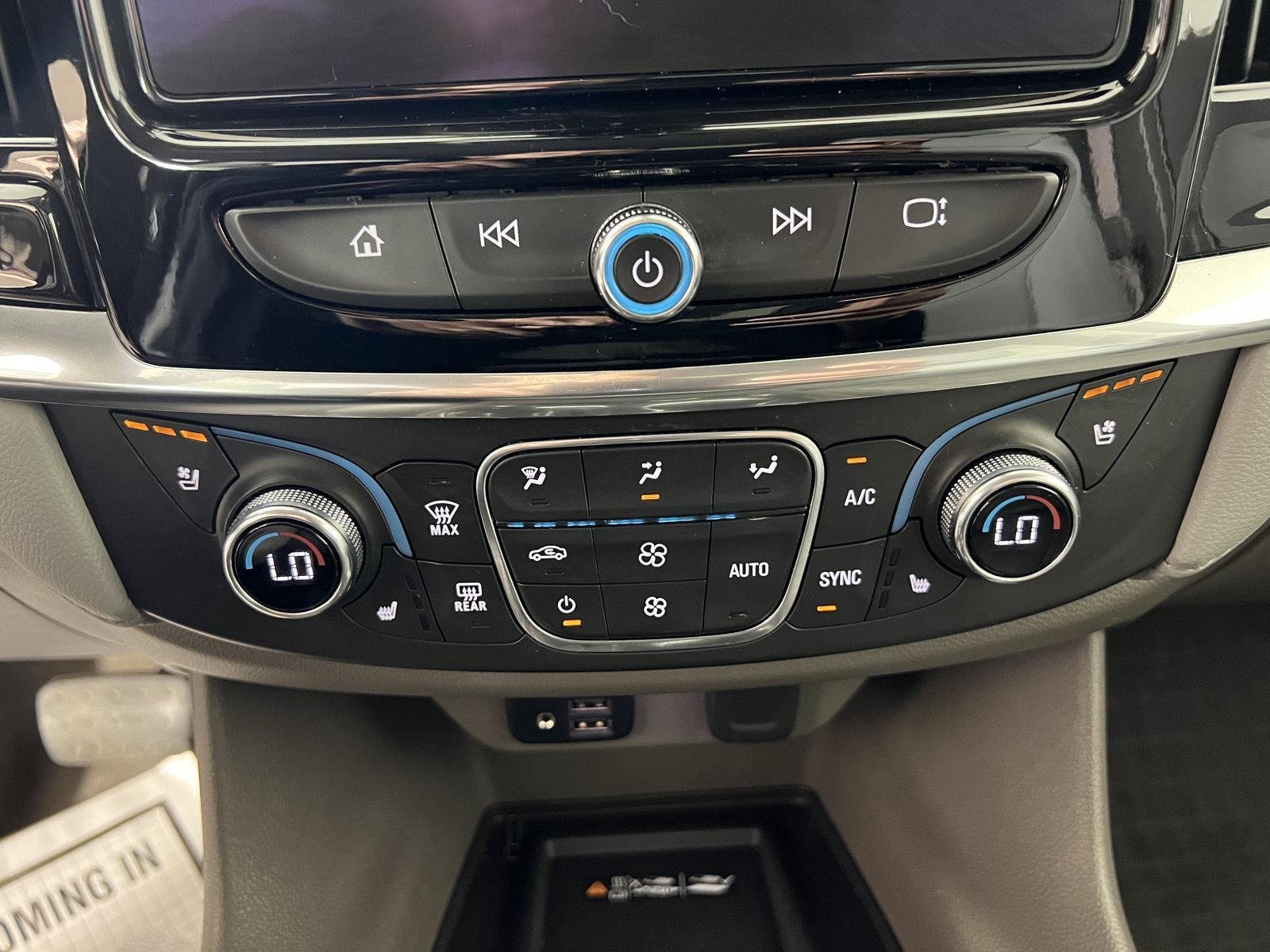 Used 2020 Mosaic Black Metallic Chevrolet Premier image 46