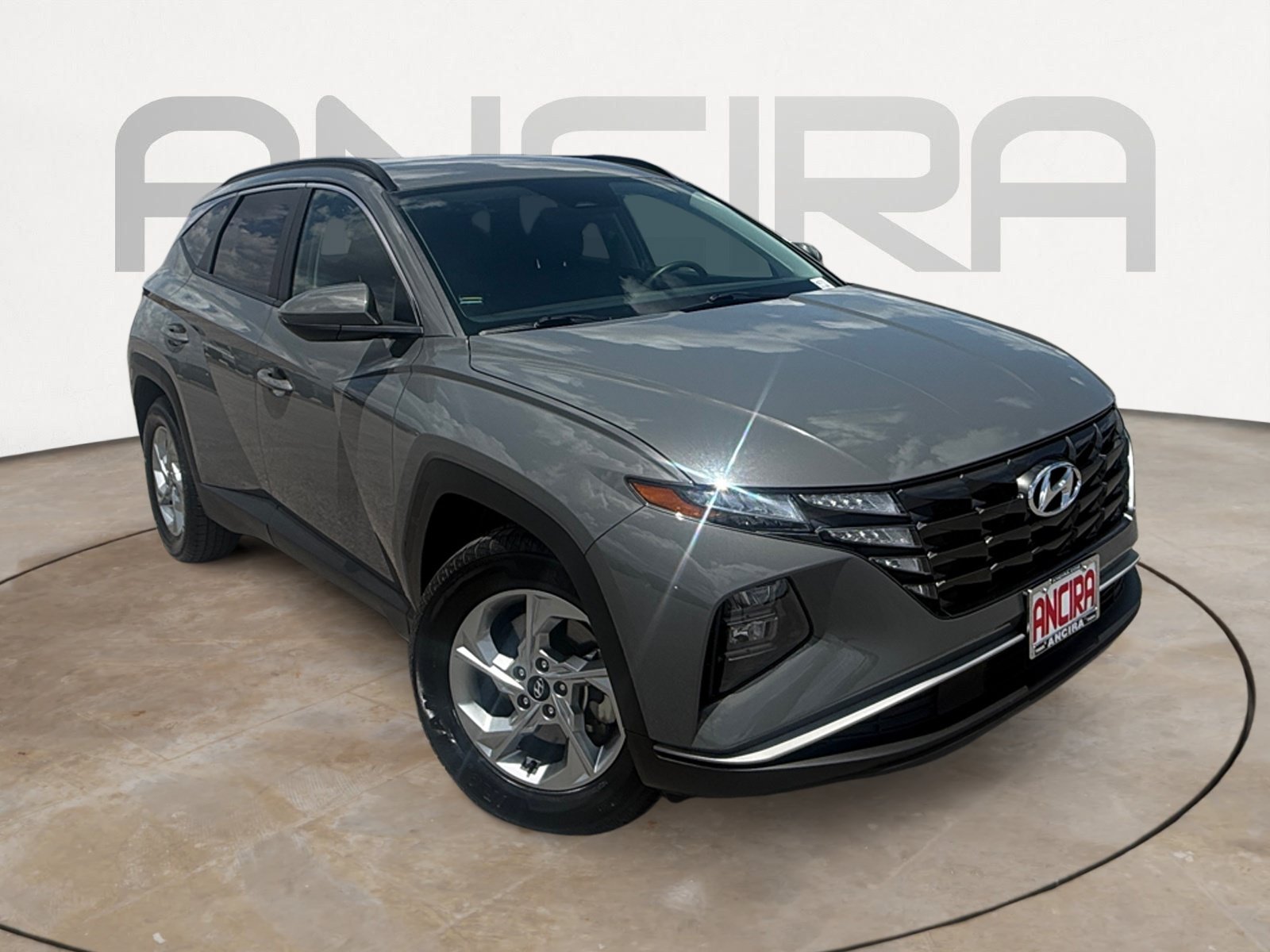 Used 2024 Hampton Gray Hyundai SEL image 4