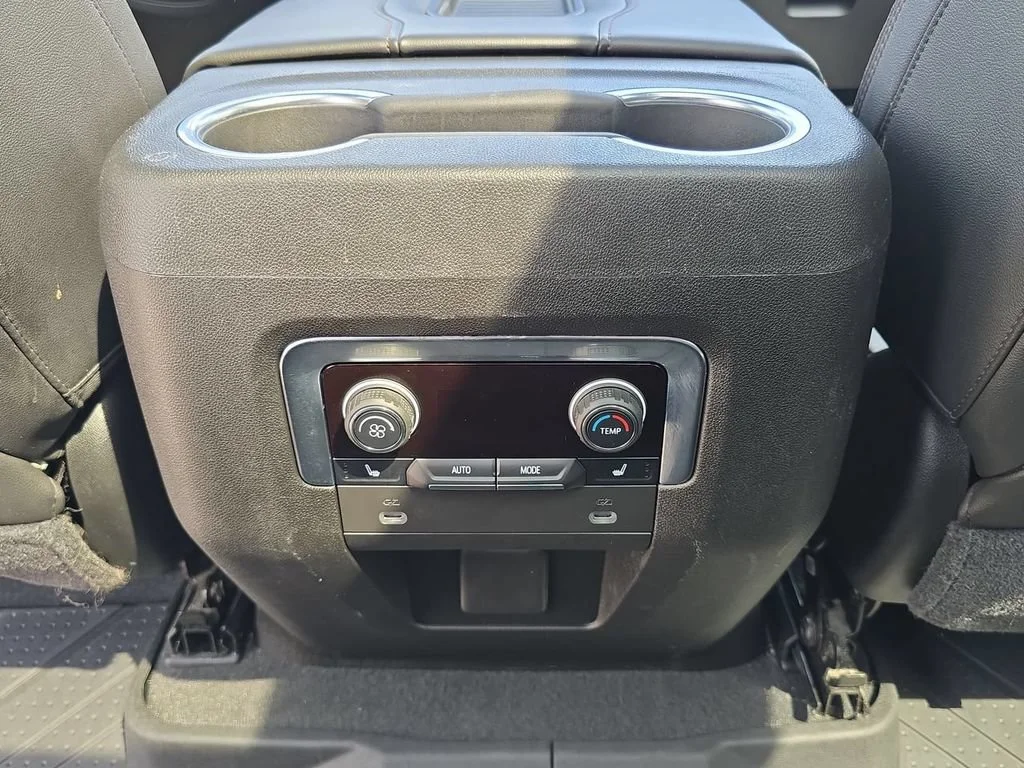 Used 2021 BLACK Chevrolet High Country image 22
