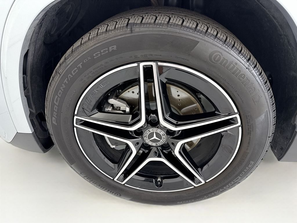 Certified Used 2025 Cirrus Silver Metallic Mercedes-Benz GLA 250 image 29
