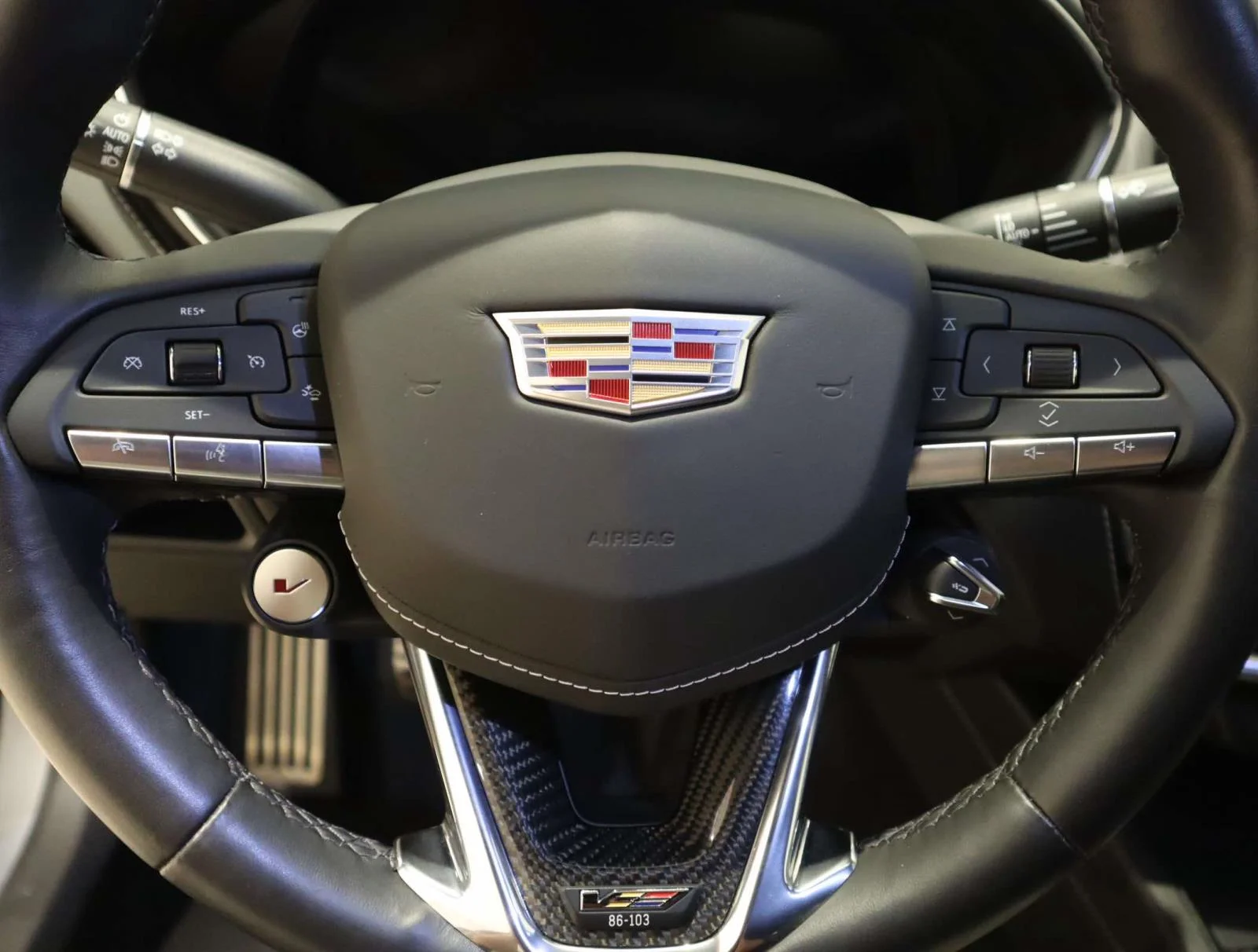 Used 2024 Silver Cadillac V-Series image 25