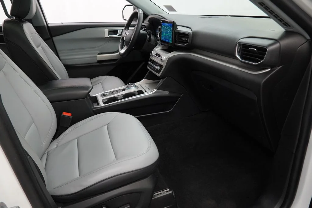 Used 2021 White Ford XLT image 51