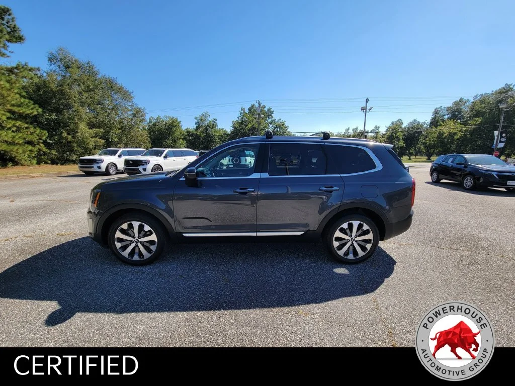 Used 2020 Gray Kia S image 3