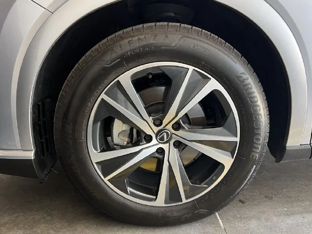 Used 2025 Iridium Lexus 350 Premium image 9