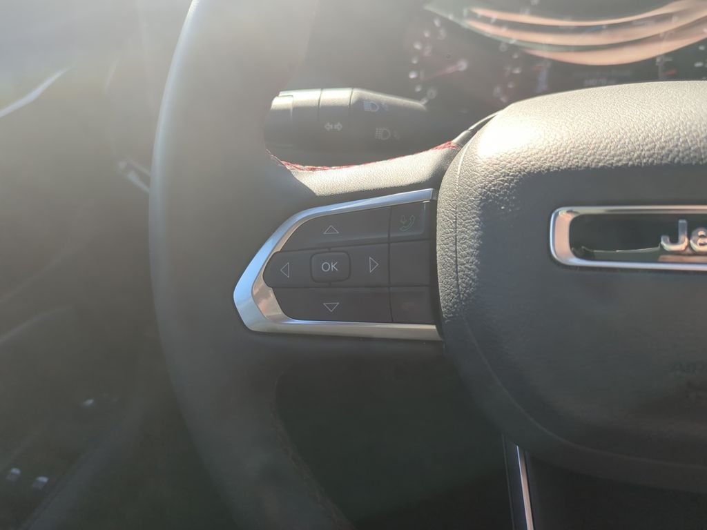 Used 2025 Red Jeep Trailhawk image 23