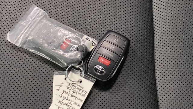 Used 2025 Ice Toyota SR5 image 42