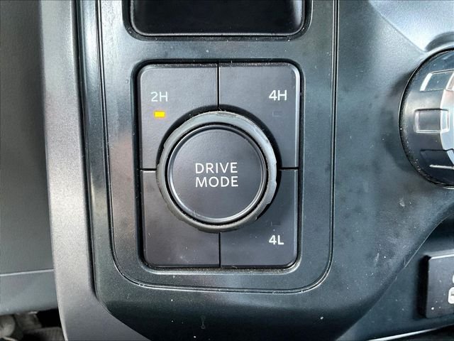 Used 2025 Black Ford XLT image 18