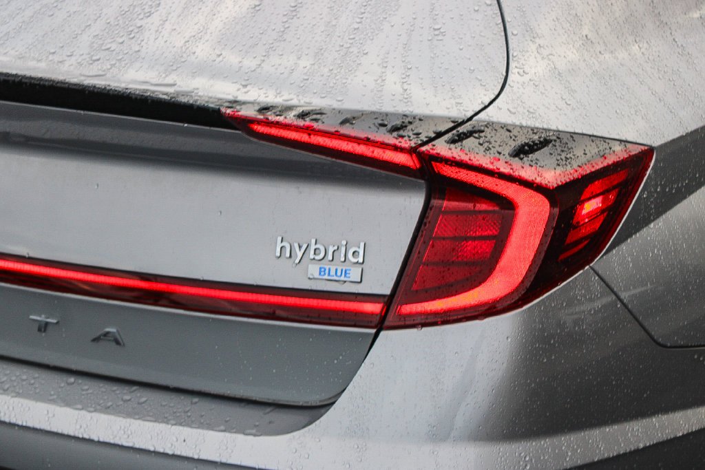 Certified Used 2023 Silver Hyundai Blue image 11