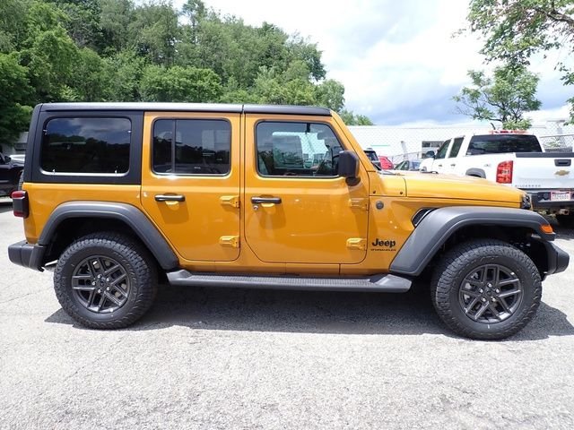 New 2026 Goldilocks Exterior Paint Jeep Sport S image 8