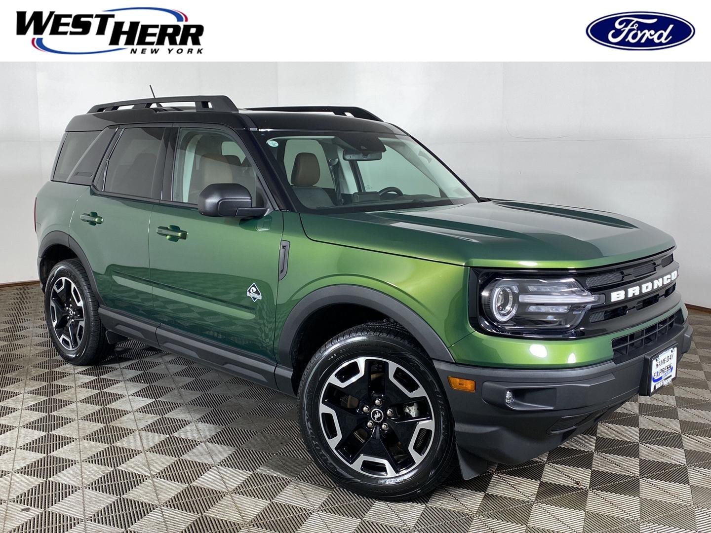 Used 2024 Eruption Green Ford Outer Banks image 1