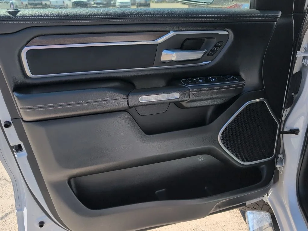 Used 2021 White Ram Laramie image 12