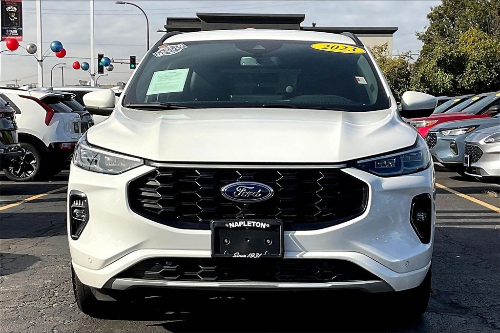 2023 FORD ESCAPE - Image 1