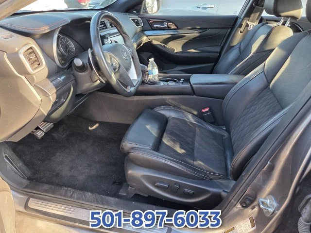 Used 2022 Gray Nissan SR image 9