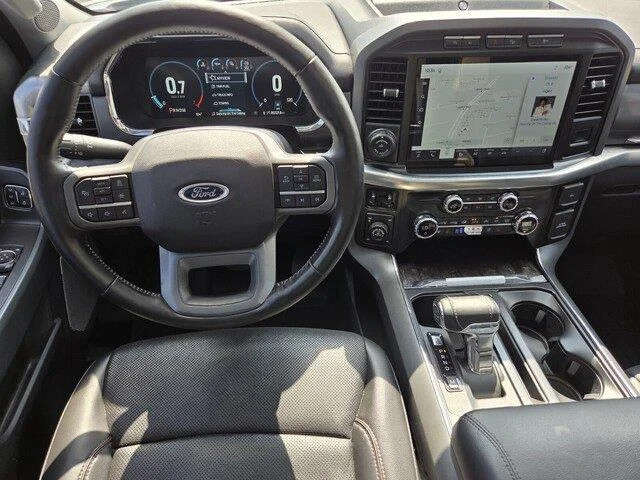 Used 2021 Star White Metallic Tri-Coat Ford LARIAT image 26