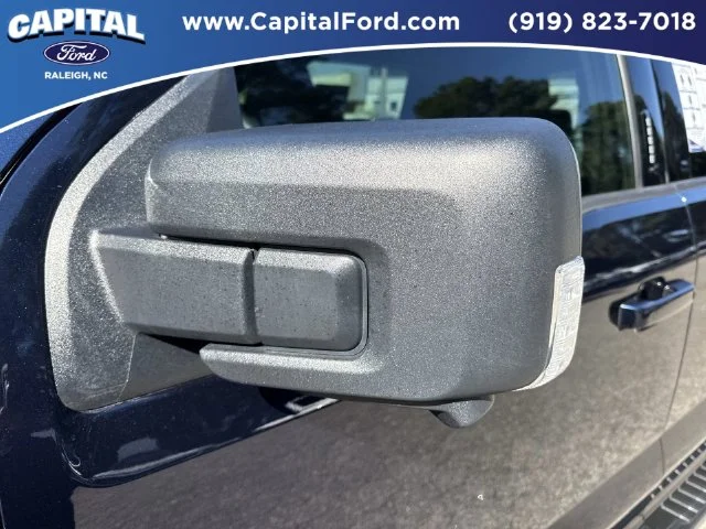 Used 2024 Blue Ford XLT image 12
