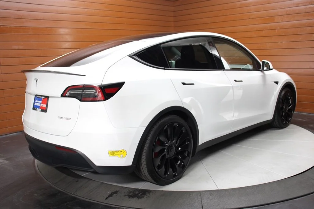 Used 2022 Pearl White Multi-Coat Tesla Performance image 6