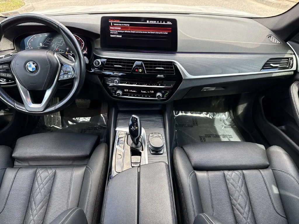 Used 2021 White BMW 530i image 18