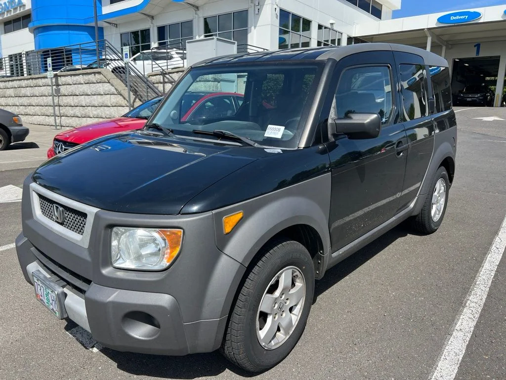 2004 Honda Element EX 2WD AT W/SRS's photo