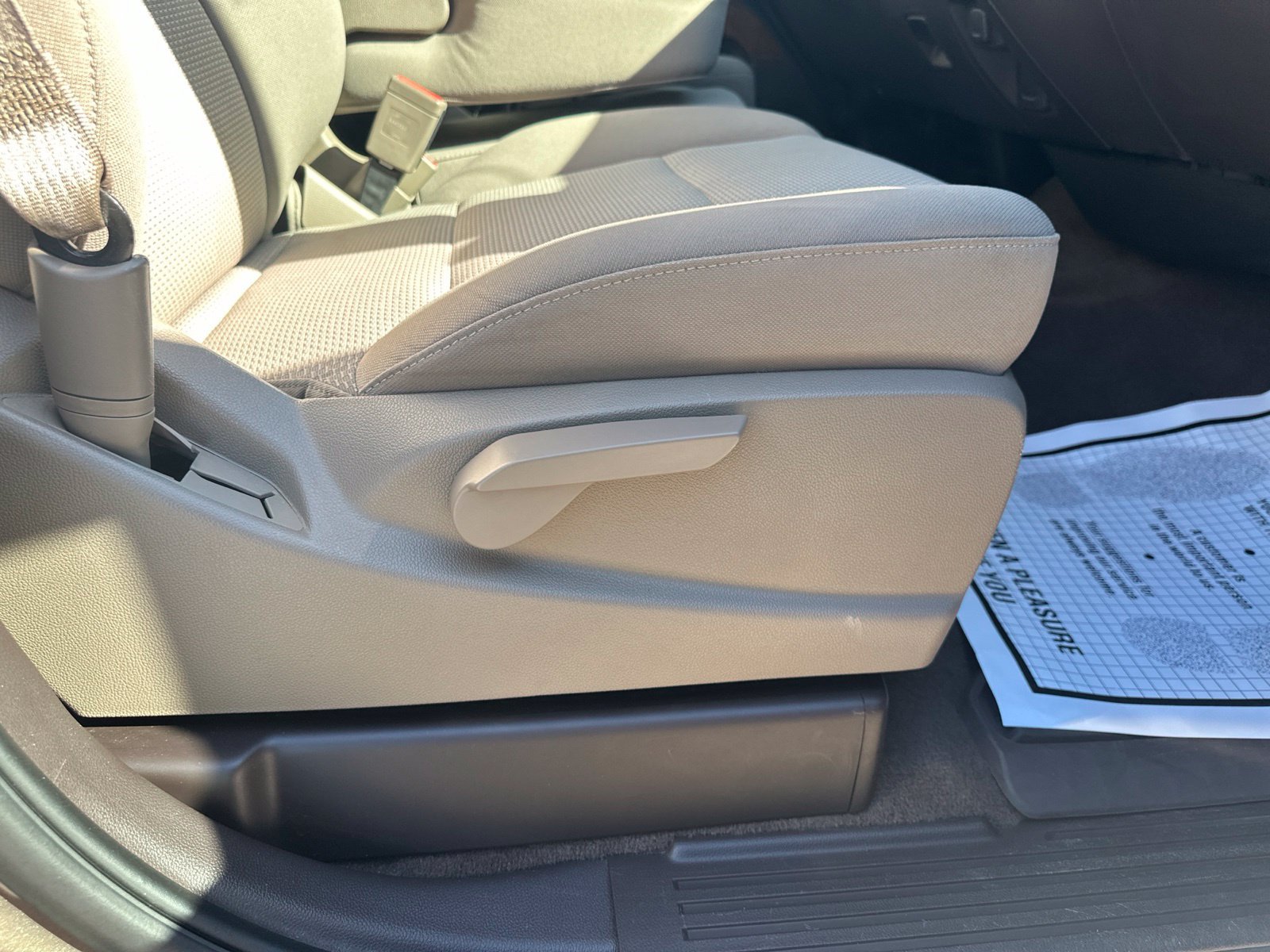 Used 2014 Brown GMC SLE image 30